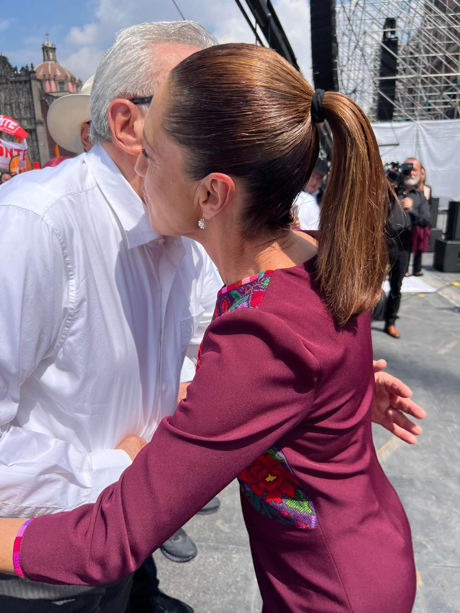 Luis Alberto Díaz y Los Noticieristas tweet media