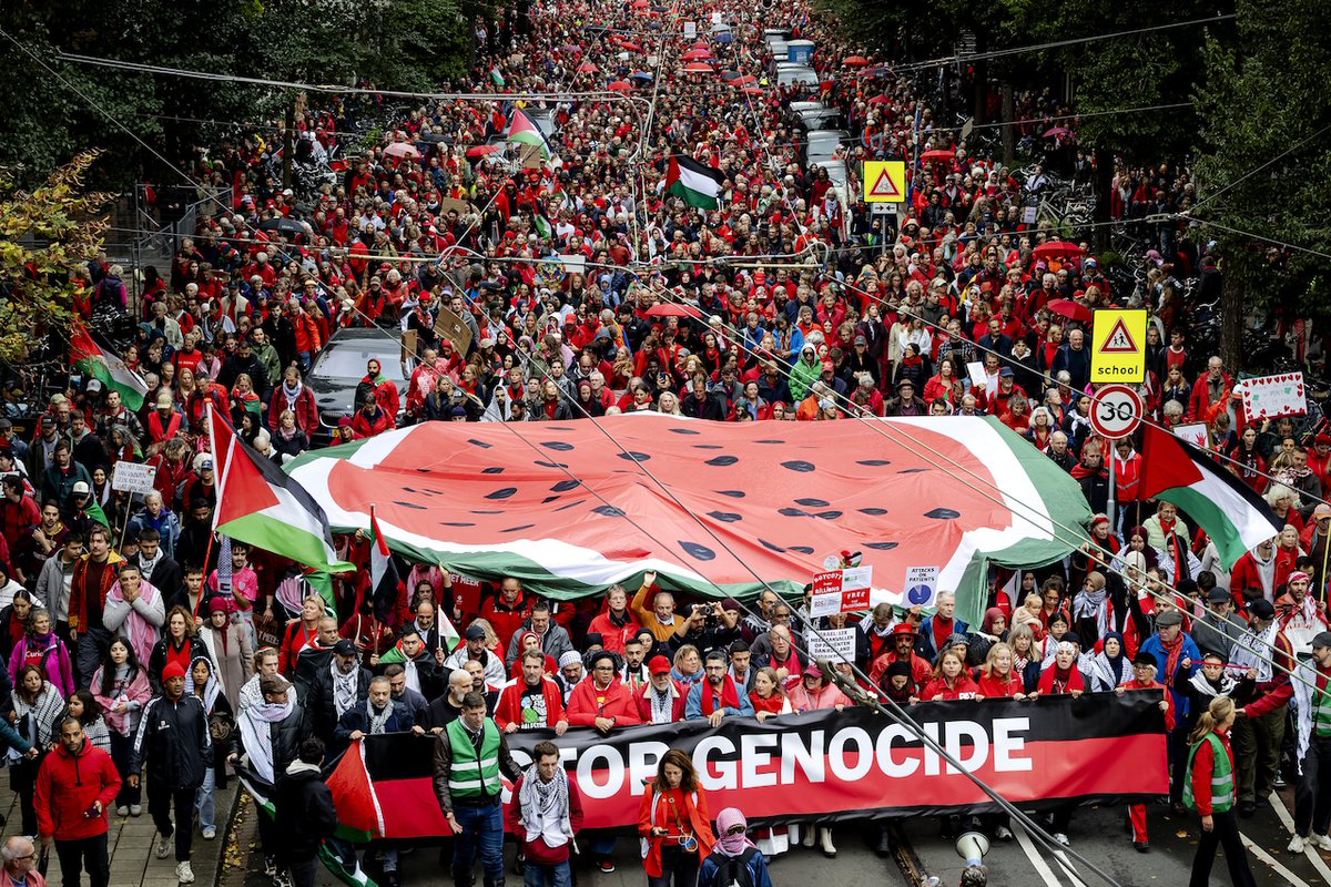 Even goed om te benadrukken en te onthouden:
- géén vernielingen;
- géén vuurwerk of brandend spul;
- géén agressie naar handhavers;
- geen hinder door relschoppers;
- geen hoody's of maskers;
- géén arrestaties...