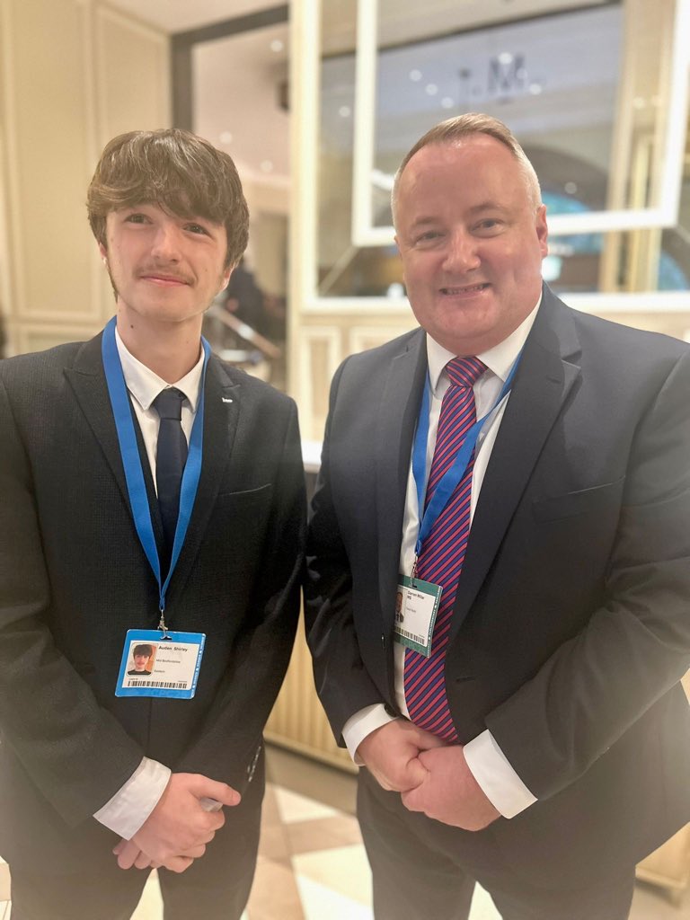 AudenShirley's tweet image. It was great to meet the Leader of the Welsh Conservatives @DarrenMillarMS at the Conservative Party conference today.