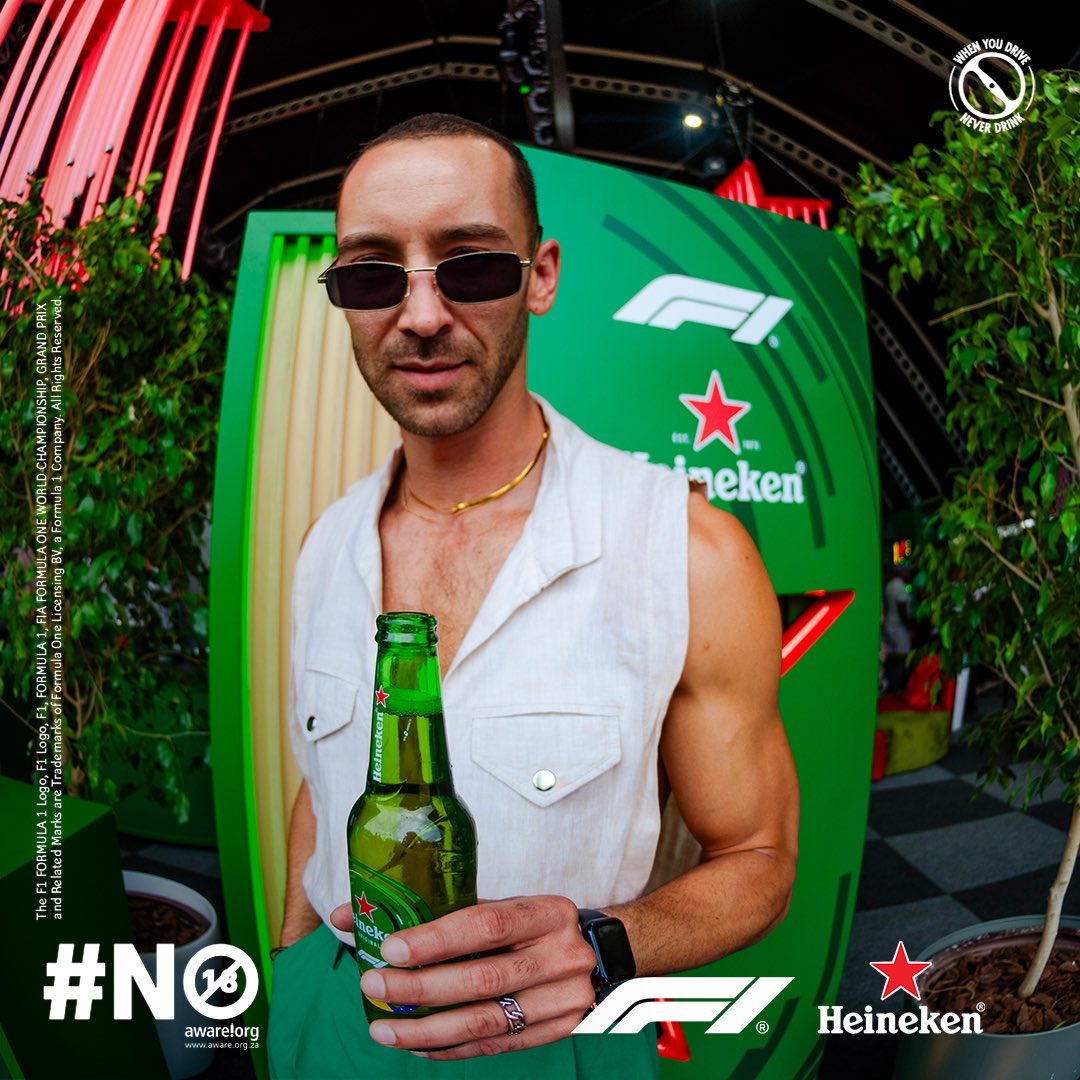 Heineken_SA's tweet image. POV: You came for the circus and stayed for the Heineken. #MoreThanARace #HeinekenSA #LMC #F1