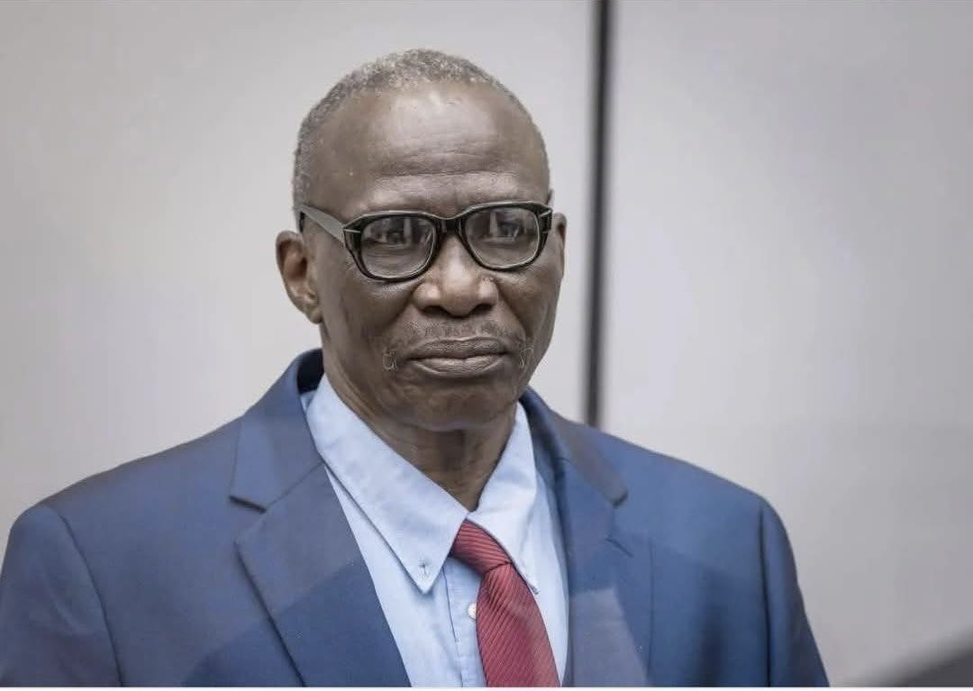 غدا الاثنين الجنايات الدولية تصدر حكمها في محاكمة كوشيب علي خلفية جرائم حرب و انتهاكات قام بها في اقليم دارفور 

علي العلم ان كوشيب ليس المتهم الوحيد فان اللسته تضمن الرئيس المخلوع عمر البشير و احمد هارون و عبد الرحيم محمد حسين و ا خرين و الذين ترفض حكومة السودان تسليمهم حتي الان