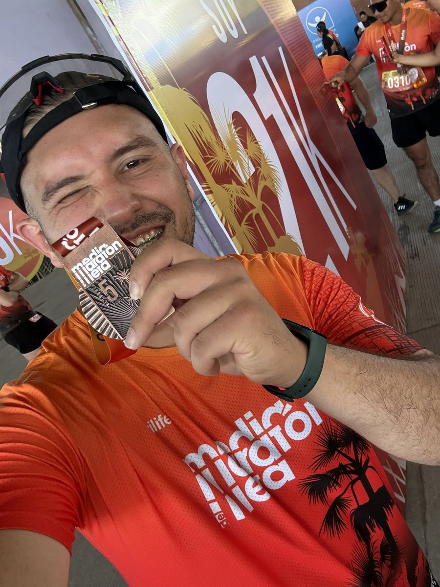 Jobuenober's tweet photo. ✅ 03 agosto "Corro por ellos" (Pereira) 
 ✅14 de Septiembre Media Maratón entre montañas (Salento). 
✅05 octubre Media Maratón del Meta (Villavicencio).
⏳02 noviembre Media Maratón del café (Pereira ).
⏳30 noviembre Media Maratón de Manizales. 
Y lo que se viene en 2026 💪🔥 https://t.co/PpObB1H5Lo