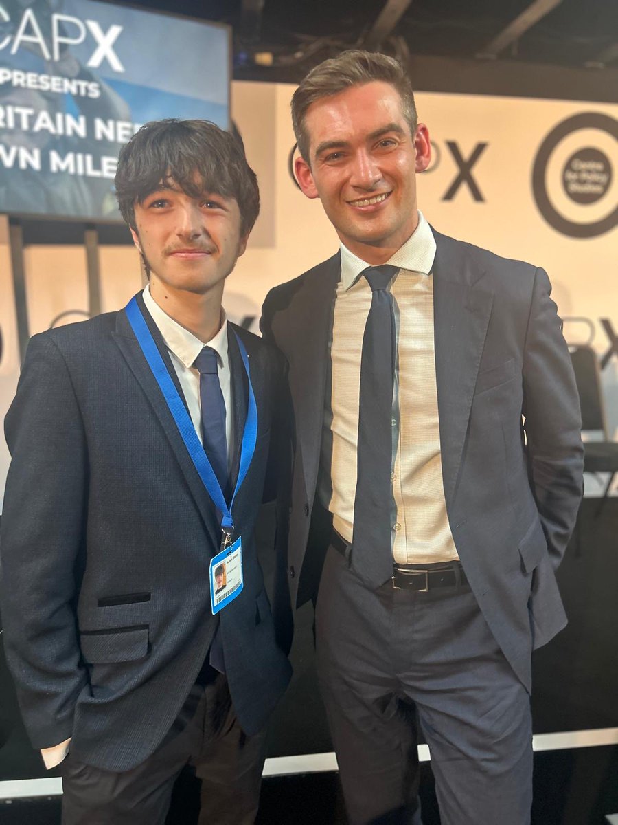 AudenShirley's tweet image. It was great to meet the GB News presenter @tomhfh at the Conservative Party conference today.