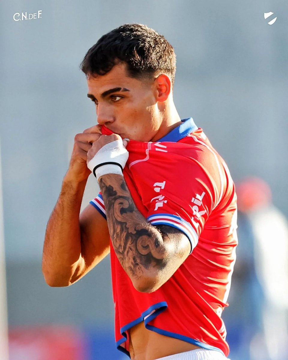 Lucas Villalba es el máximo asistidor de Nacional en 2025 (9) y suma 4 goles. En G+A solo lo supera Nico López. Salvo el gol a Cerro Largo (4-0), todos sus aportes tuvieron incidencia directa en el resultado. Nacional no puede darse el lujo de no recuperarlo para la recta final.