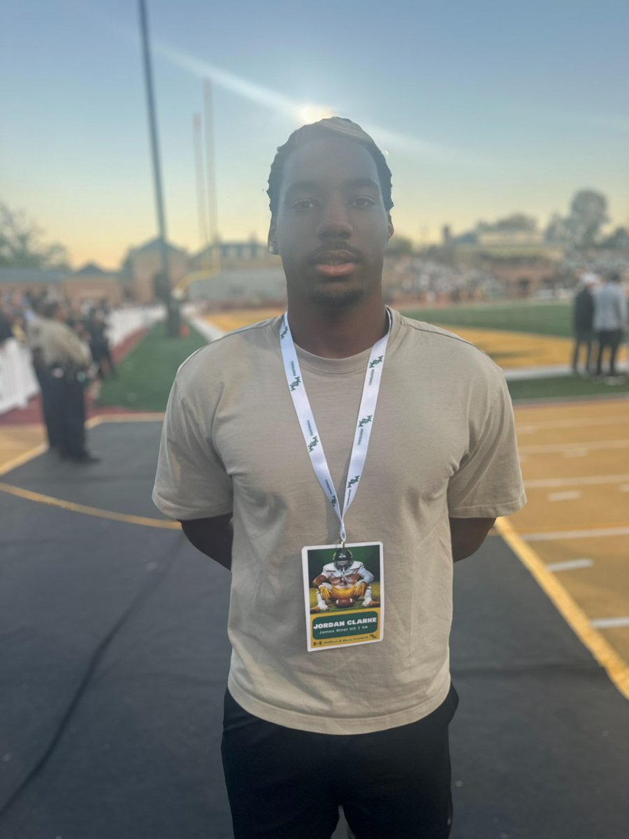 Had a great time <a href="/WMTribeFootball/">William & Mary Tribe Football</a> can’t wait to come back in the summer

<a href="/CoachMikeLondon/">Mike London Sr. ⚔️</a> <a href="/tasmith1410/">Terry Smith</a> @Recruit25 <a href="/supe_jones/">Perry Jones</a> <a href="/DillonBryant_/">Dillon Bryant</a> 
#GoTribe
<a href="/JRRapidsFB/">James River Football</a>