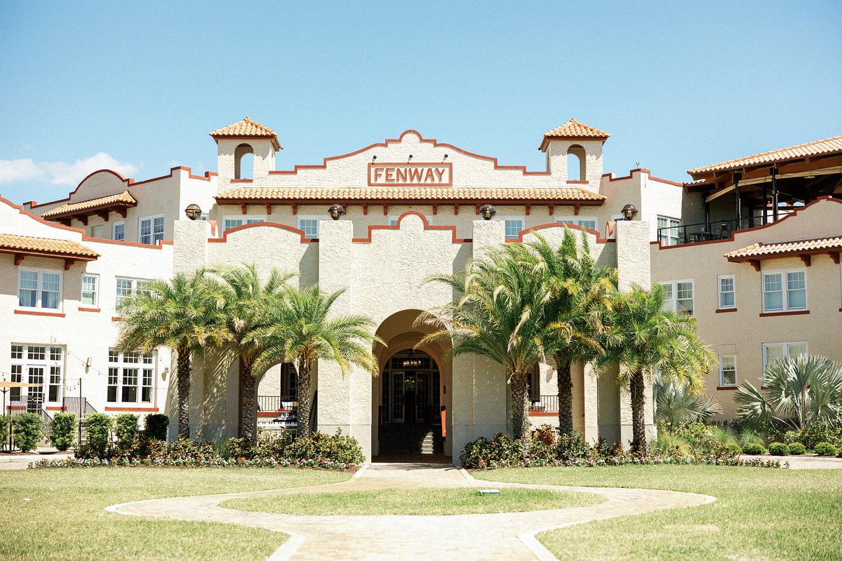 Your front-row seat to Fenway starts here 🎶 Sign up for our newsletter and discover events, offers, and stories worth savoring: vist.ly/49cpu

[📸: IG/sarahmariephotographyfl]