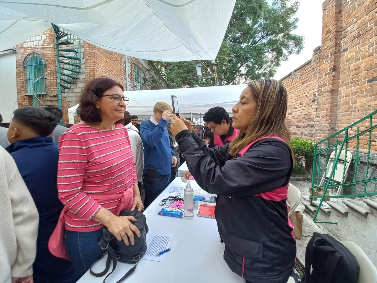 SomosMxMexico's tweet image. ¡Muchas gracias a toda la gente de la alcaldía Miguel Hidalgo!
Con su apoyo llegamos a la asamblea 119. ¡Seguimos avanzando! 
#AsambleasSomosMx #LaFuerzaQueNosUne #SomosCDMX