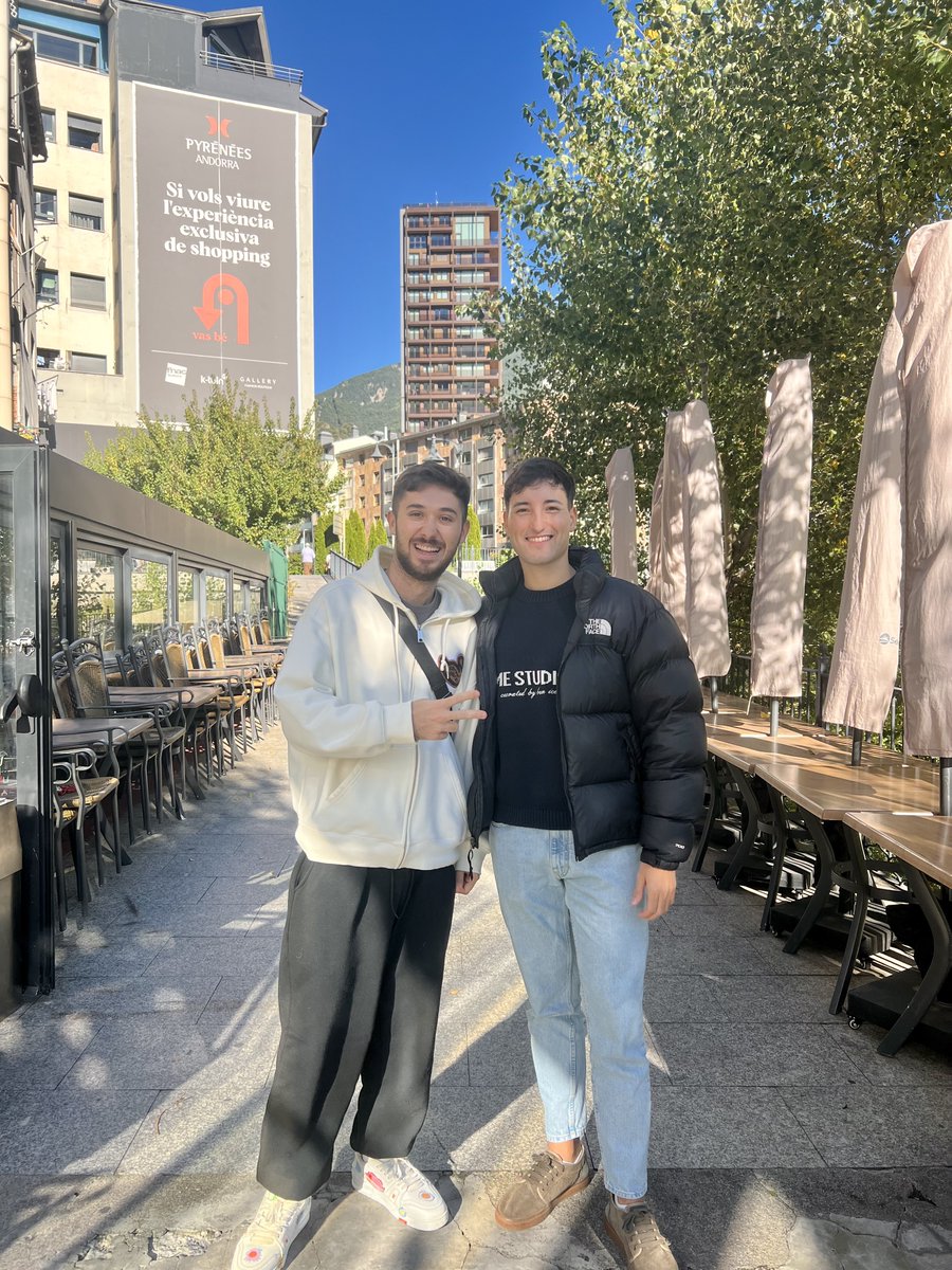 2016 vs 2025

Parece que algo hemos cambiado <a href="/TheShooterCoC/">Shooter</a>

Un placer amigo 🫱🏼‍🫲🏽