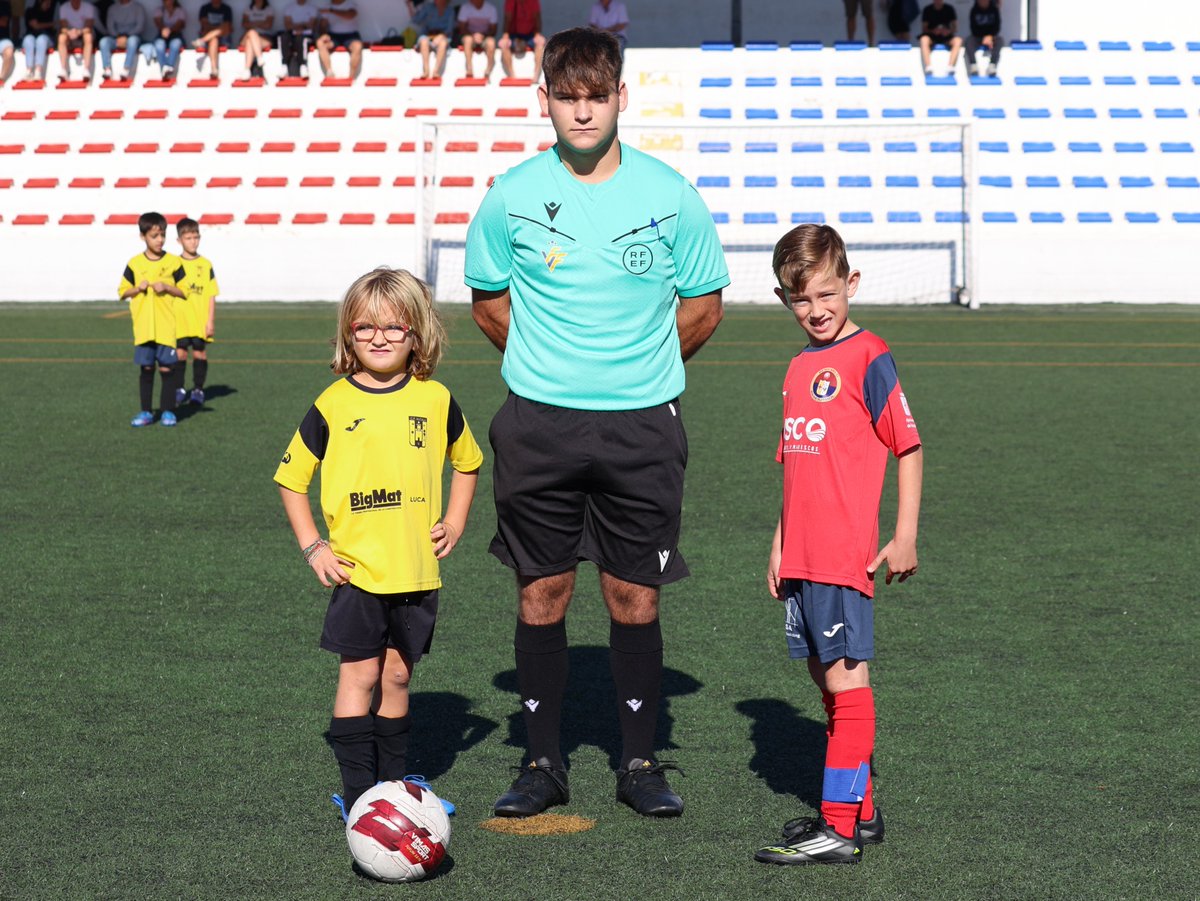 ❤️💙 𝗣𝗥𝗘𝗧𝗘𝗠𝗣𝗢𝗥𝗔𝗗𝗔 2025/26 📌 𝗣𝗥𝗘𝗕𝗘𝗡𝗝𝗔𝗠𝗜𝗡 "𝗗"⚽

𝙋𝘼𝙍𝙏𝙄𝘿𝙊 𝙋𝙍𝙀𝙏𝙀𝙈𝙋𝙊𝙍𝘼𝘿𝘼

📆 Domingo 5 de Octubre
🏟️ Municipal 'Pichi' Alonso
𝗣𝗥𝗘𝗕𝗘𝗡𝗝𝗔𝗠𝗜𝗡 "𝗗" 3️⃣ 𝗖𝗙 𝗔𝗟𝗖𝗔𝗟𝗔 4️⃣
⚽Daniel
⚽Maverik
⚽Lucas

🚀 !Vamos rojill@s!🔥💯