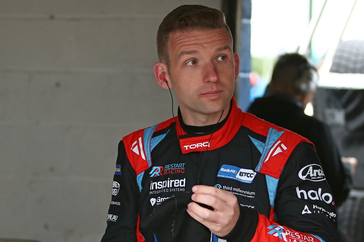 Chris, you drove brilliantly all season. The whole team are proud of what you achieved this year. Our highest qualifying, our first overall podium and 10 Independent wins are an incredible feat. 

Well done Chris on a fantastic season!

#WeAreRestart #RestartRacing #BTCC
