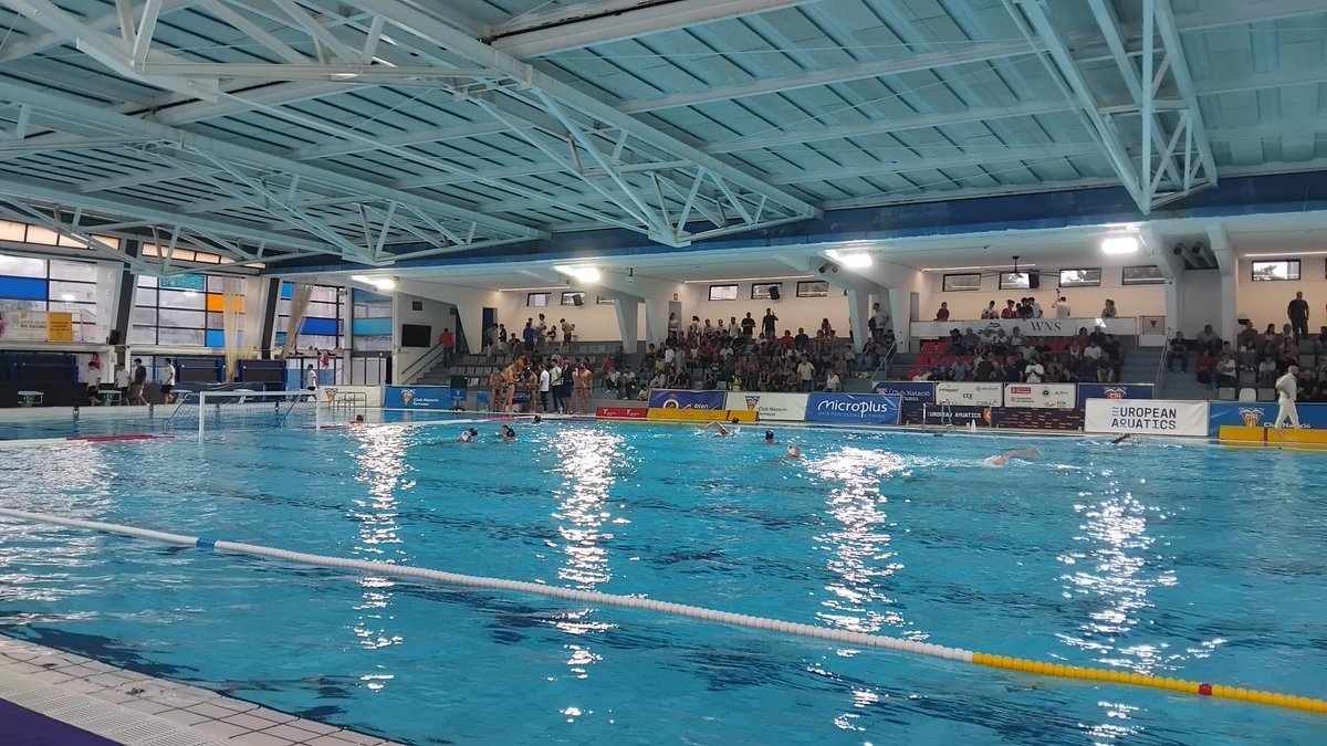 Àrea de Joc (@areadejoctrs) on Twitter photo 🔴⚪ El <a href="/wpterrassa/">CN Terrassa WP</a> supera al Szolnoki (1️⃣3️⃣ 🆚 4️⃣) i es classifica per a la fase de grups de l’Eurocup‼️
🤽🏼♂️ Victòria incontestable davant l’equip hongarès a l’Àrea Olímpica per tancar una fase prèvia perfecta (3 de 3).
#EuroCup #Waterpolo #CNTerrassa 🔴⚪ El <a href="/wpterrassa/">CN Terrassa WP</a> supera al Szolnoki (1️⃣3️⃣ 🆚 4️⃣) i es classifica per a la fase de grups de l’Eurocup‼️
🤽🏼♂️ Victòria incontestable davant l’equip hongarès a l’Àrea Olímpica per tancar una fase prèvia perfecta (3 de 3).
#EuroCup #Waterpolo #CNTerrassa