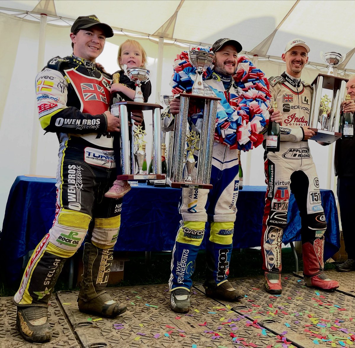 Smiley Racing tweet media