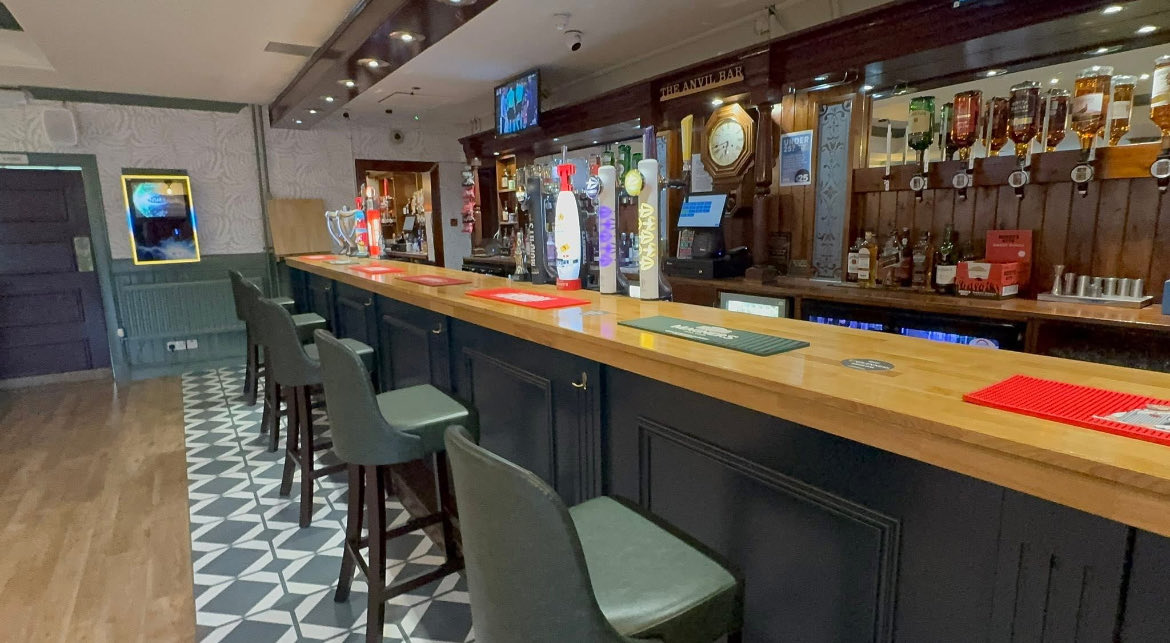 BarmullochCSC's tweet photo. @celticbars 

New and improved Anvil Inn 🍀🍀 https://t.co/2bqPtT09Cl