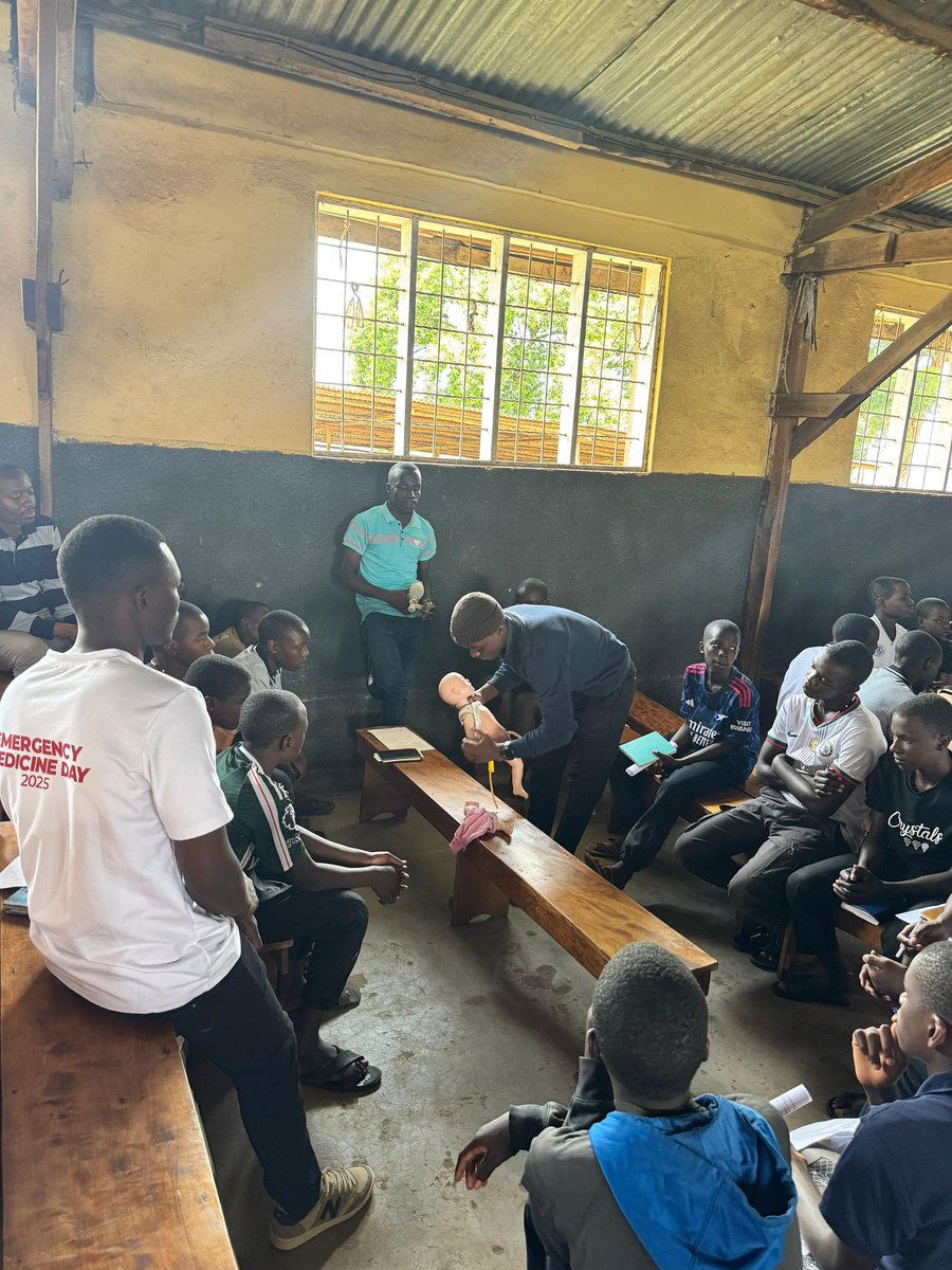 MUST - Emergency Medicine Interest Group tweet media