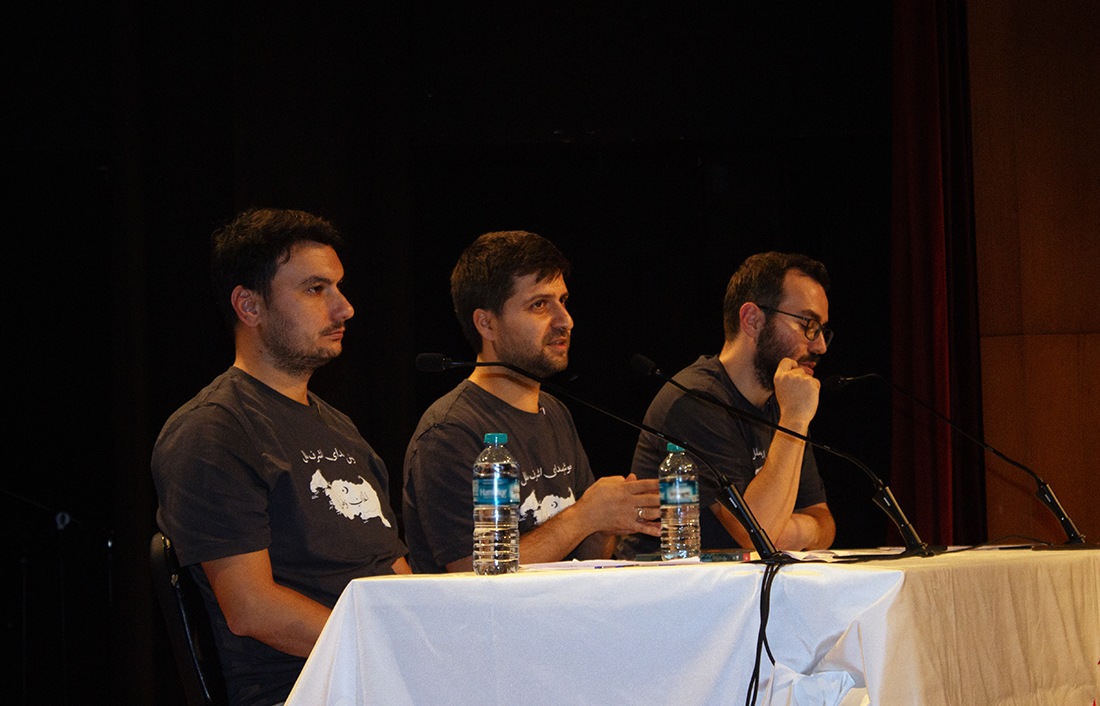 ELHAN-I VATAN

Teşrik tekbiri, Salat-ı Ümmiye ve İstiklâl Marşı'nın 10 kıtasının okunmasının ardından İstiklâl Korosu Türk Musikisinden Kürdîlihicazkâr makamında 9 eser icra etti.

istiklalmarsidernegi.org.tr/IcerikDetay?Id…