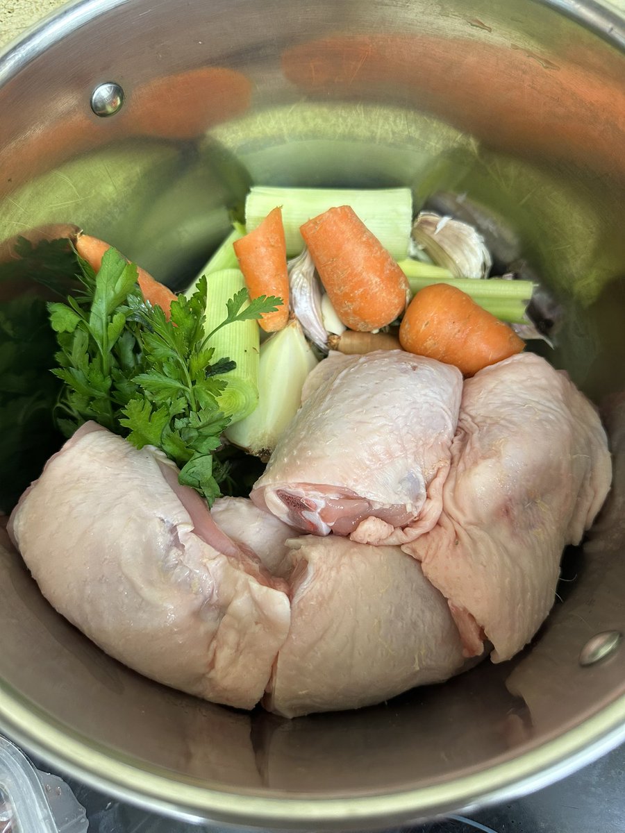 Sometimesredhead tweet media