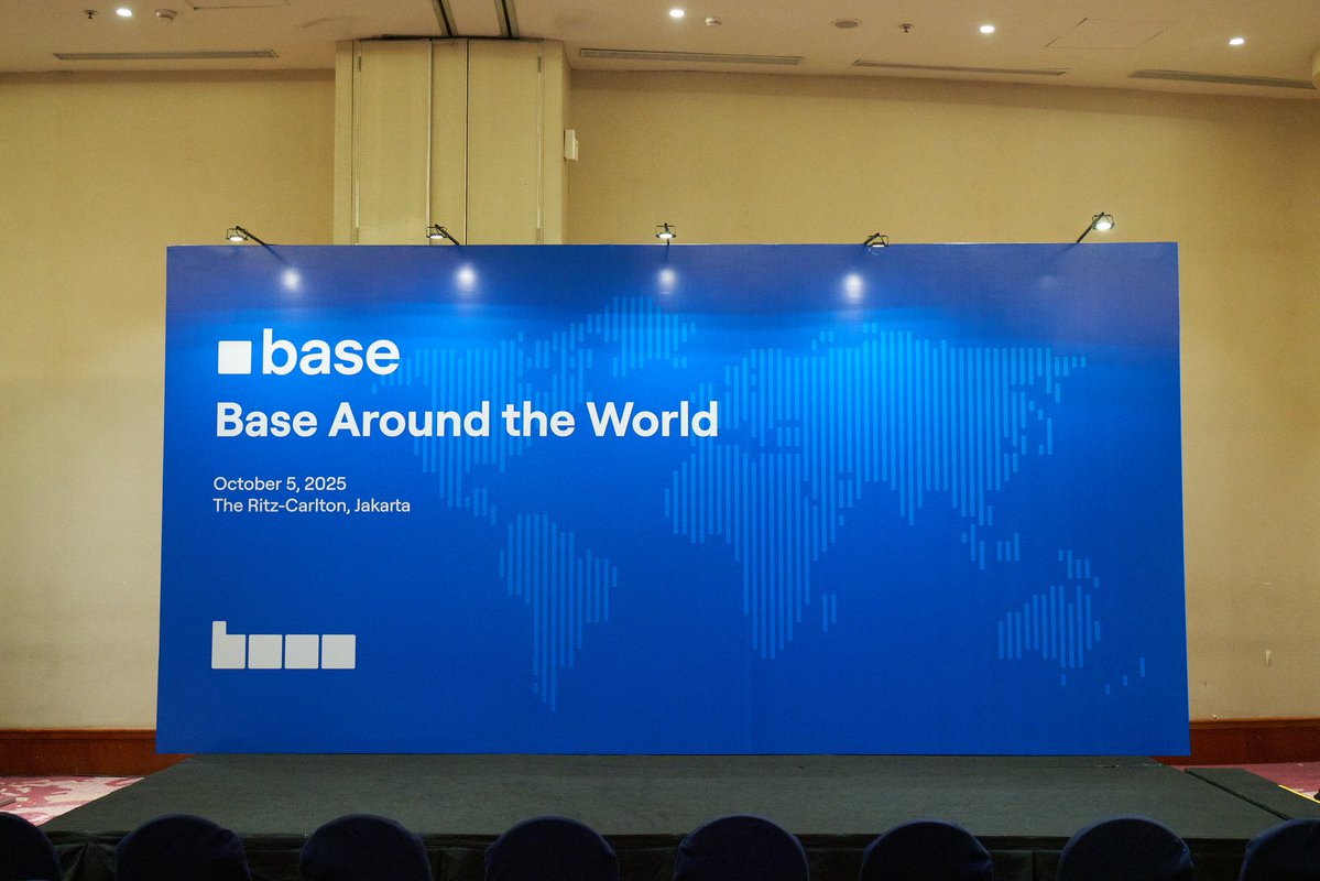 Base 印度尼西亚活动的舞台演讲者