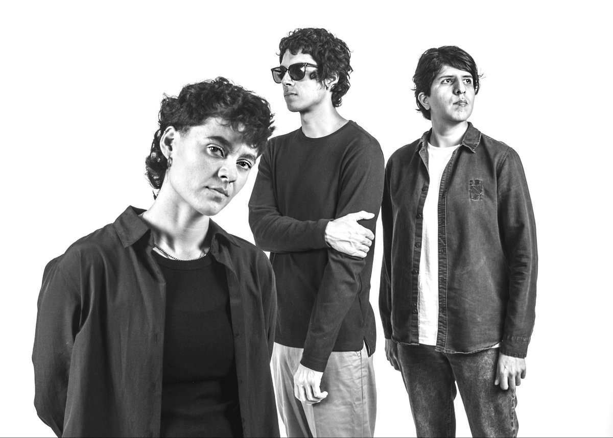 Nos vemos a las 7pm en #EstudioDiana 🤩 aún hay boletos en las Taquillas del <a href="/teatrodiana/">Teatro Diana</a> 🎟️👌

#Habitantes10Años #estudioDianaHabitantes