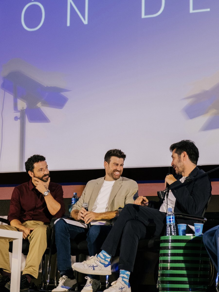 Un honor moderar una de las mesas redondas del XXV Congreso Nacional de Historia del Arte con grandes referentes de la cultura y el arte como <a href="/cdelamor_/">Carlos del Amor</a>, Francisco Jarauta, Mónica Luengo, <a href="/BernardoPajares/">Bernardo Pajares</a> y <a href="/CarlaTarruella/">Carla Tarruella</a>. ¡Gran noche!

📷: <a href="/goncharoff77/">Sergio Goncharoff</a>