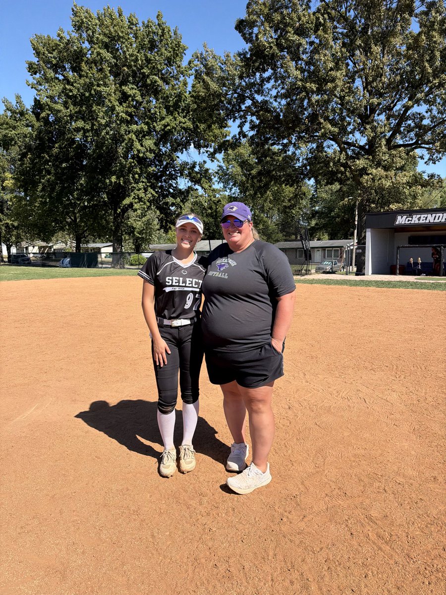 MacyWieland2028's tweet image. Big thanks to @McKendreeSB for hosting a well run camp. I really enjoyed learning from the staff and competing with other players.@JBacksmeyer @WHSBlueJaysSB @SelectFP_Backs