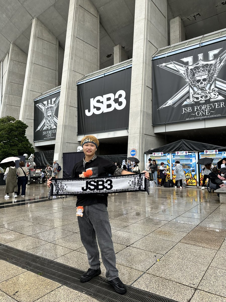 H7mXoj's tweet photo. とーっても楽しかったんだ！
スタジアム三代目🥹 https://t.co/0sYUaaVv90