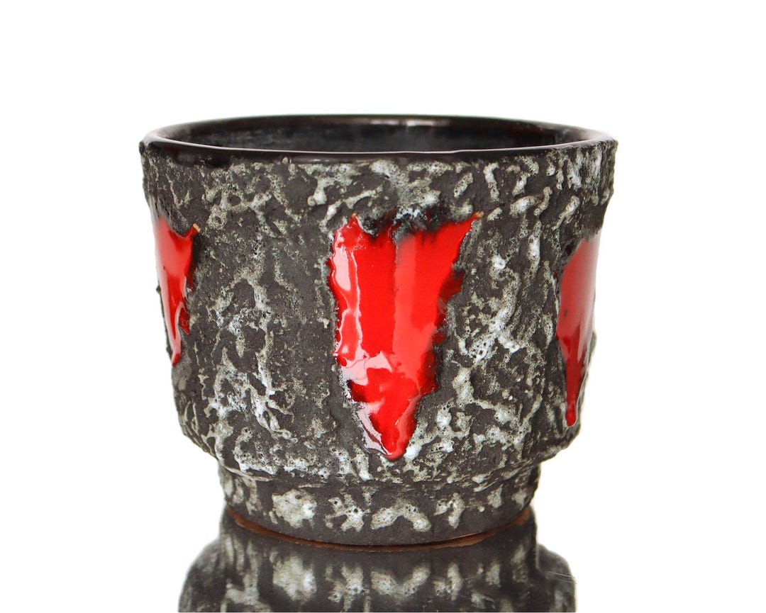 Italian Ceramic Planter With Lava Glaze by LavaHaus dlvr.it/TNV5n4