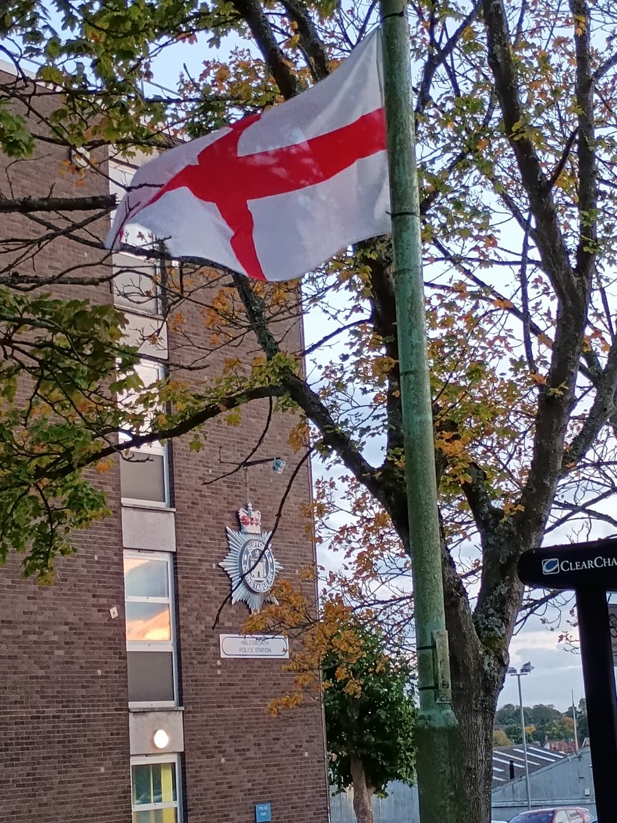 Three flags (this and two union ones) flying today outside the police building in Halesworth, Suffolk. Personnel clearly not paying attention when somebody came along with a ladder to attach them. Quite worrying. <a href="/SuffolkPolice/">Suffolk Police</a> <a href="/BBCSuffolk/">BBC Suffolk</a> @bylines