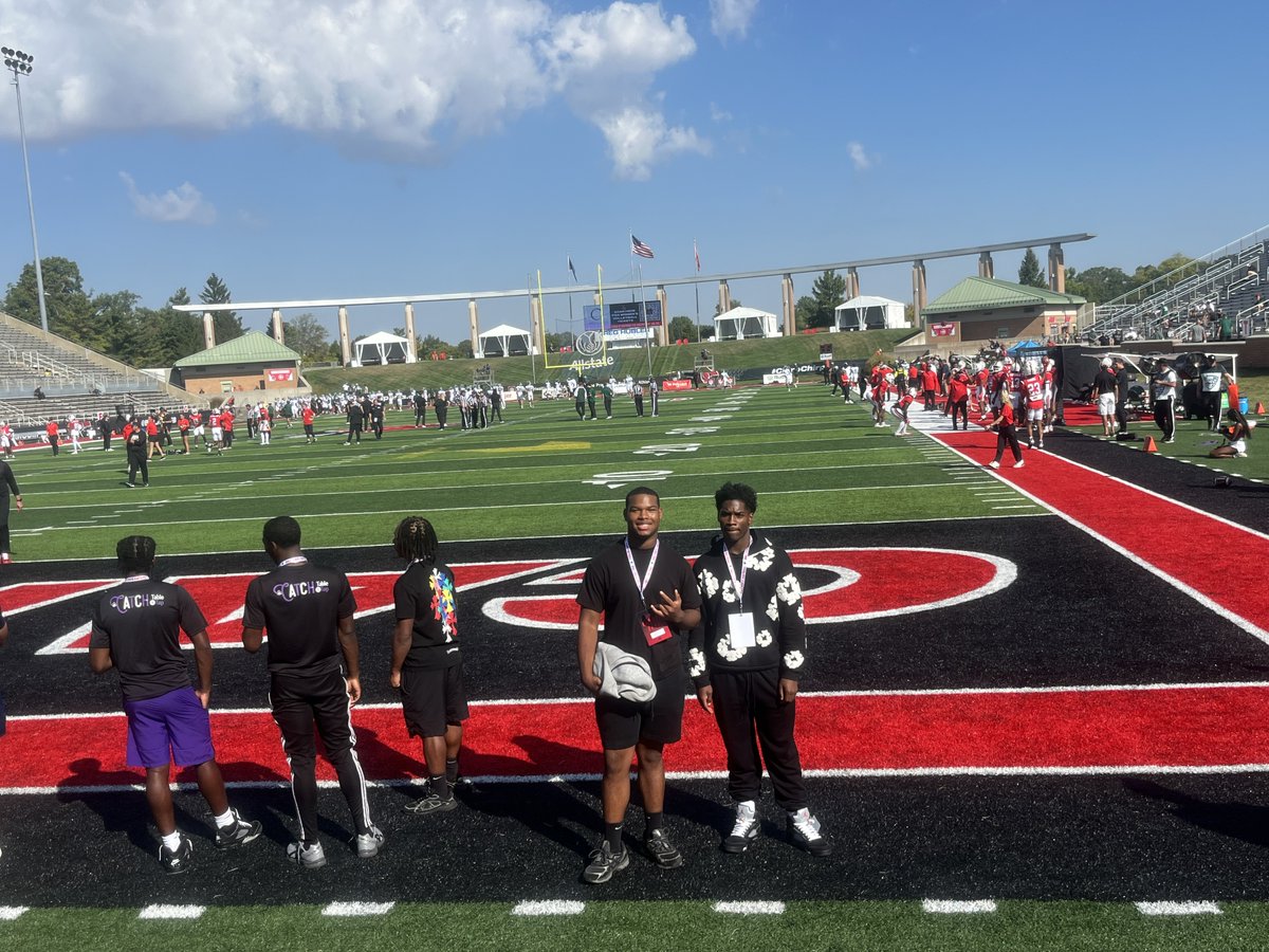 TechCalumet's tweet image. Great to see Juniors @GODLYHANDSs and @BryceBrandon08 on Game Day visits. Many more to come for these 2 great young men.  @IndianaPreps