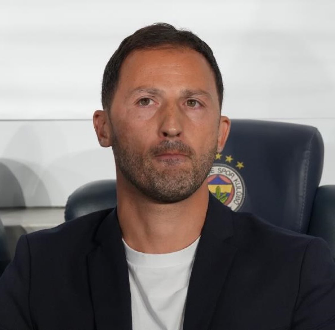 Fenerbahçe, Süper Lig’deki son 4 maçta 3. kez puan kaybı yaşadı.

🟨 2-2 Alanyaspor
🟨 1-1 Kasımpaşa
✅ 2-0 Antalyaspor
🟨 0-0 Samsunspor