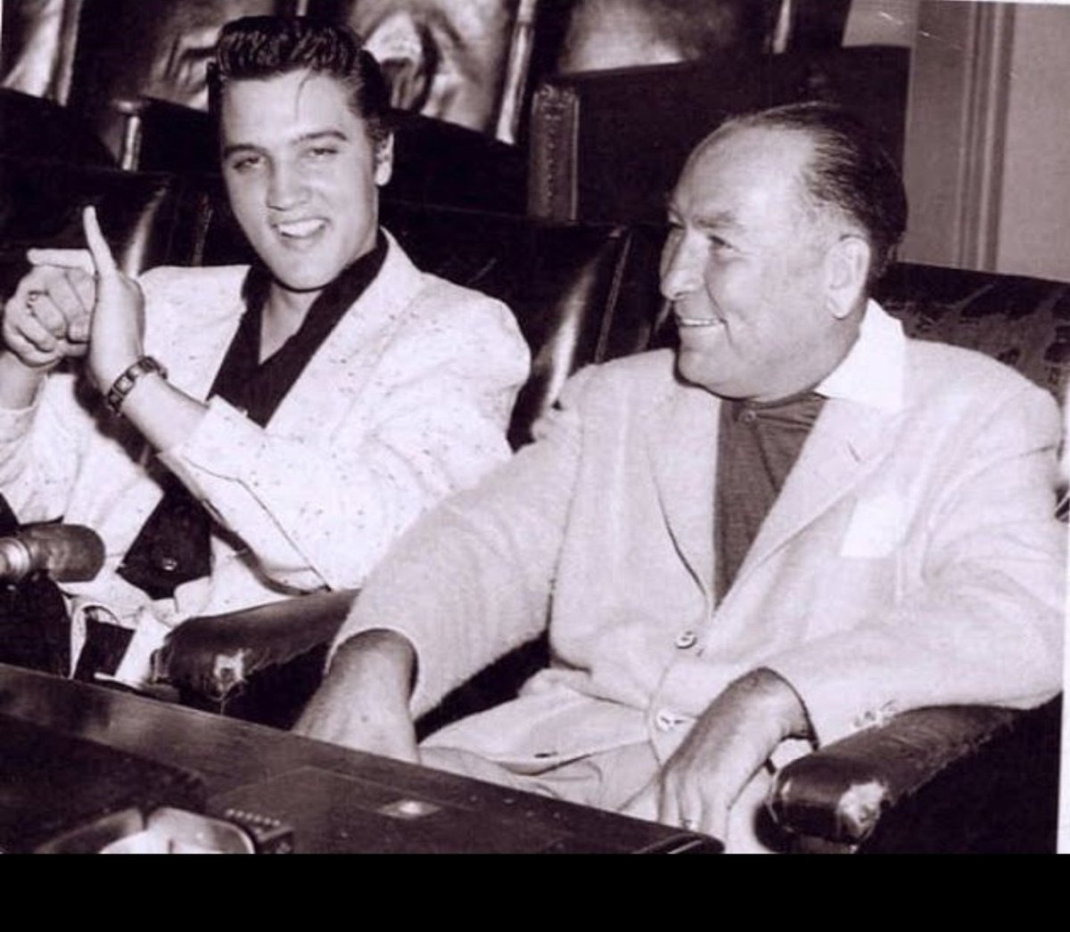 alexanjk1123's tweet photo. Remembering
Hal Wallis, producer of nine Elvis movies, including G.I. Blues and Blue Hawaii, He died
October 5, 1986.
#ElvisPresley #HalWallis https://t.co/N4eWVyfh6q