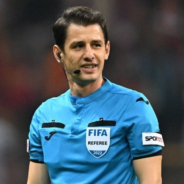 Bugün Samsunspor - Fenerbahçe maçında 12 numaralı formasıyla sahanın yıldızı Halil Umut Meler !!!

- Tertemiz gol iptal edildi.
- Dirseğe çarpan net Penaltı verilmedi.
- Bir sürü faul ve verilmeyen sarı kartlar.

Bugünde Samsunspor doğrandı, hayırlı olsun <a href="/TFF_Org/">TFF</a>