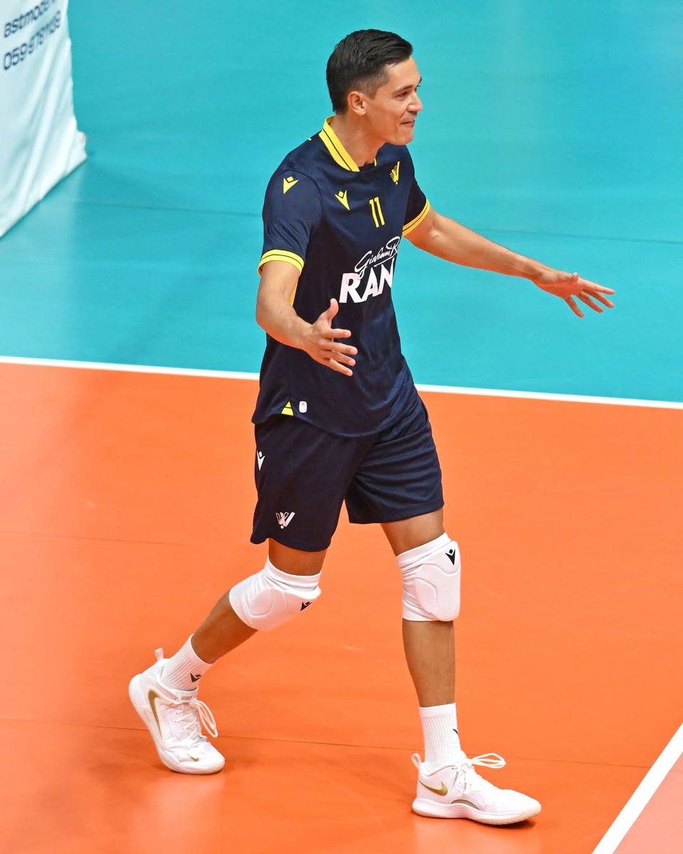 Micah11_Gallery's tweet photo. First match for Micah in Verona Volley colors 💙💛

📱 veronavolleyofficial on IG https://t.co/B3yoUR8cQ5