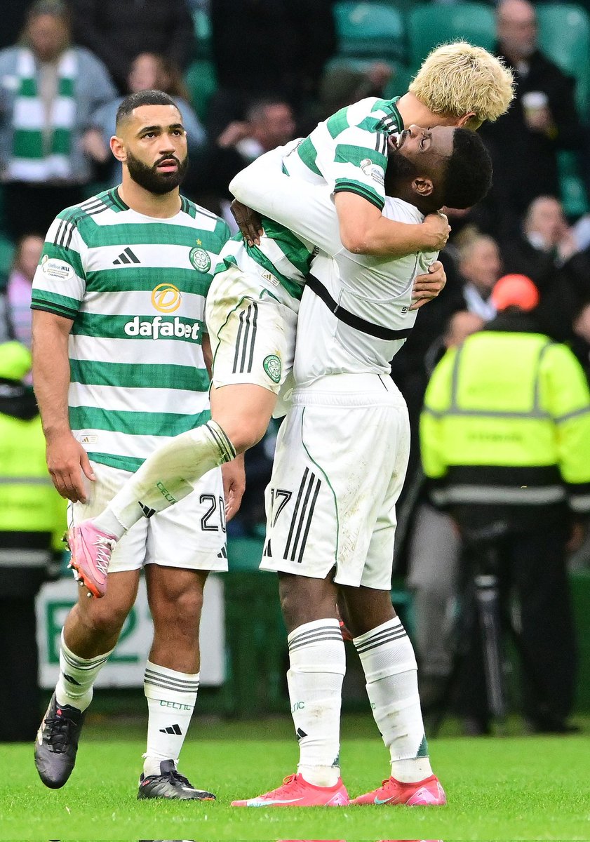 celticway1888's tweet photo. Kelechi Iheanacho is fitting in fine at Celtic. 🫡 https://t.co/7jOlun9tVM