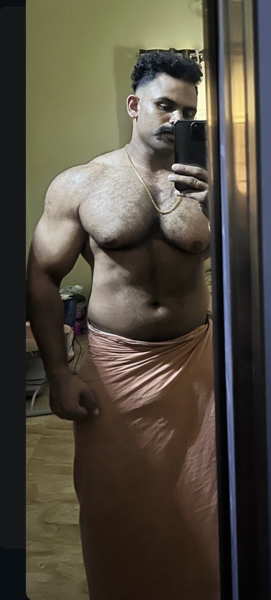 വിഷ്ണുവേട്ടൻ👅