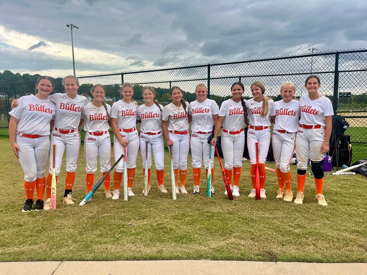SydneyHann9's tweet image. My EC Bullets team dusted off the cobwebs in our first warmup tournament of the Fall, with a championship win!  I hit my first OTF yesterday, and it was a grand slam! I had so much fun with my team. This is just the beginning.  #ECBullets 

11 IP, 9 K’s, 0 ER, .727 WHIP