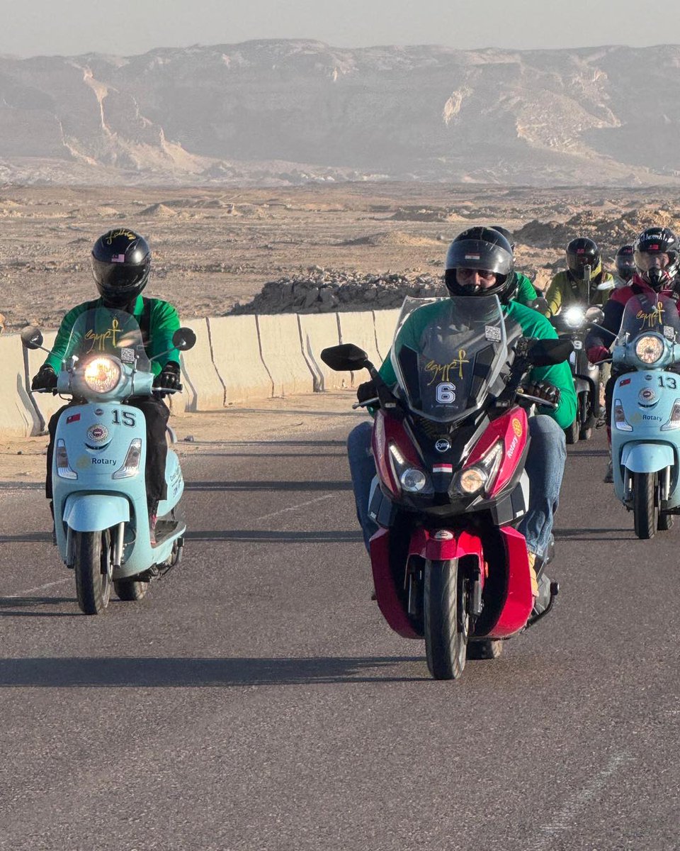 CrossEgypt's tweet image. Wheels in motion. Scooters en route to Dakhla!
#CEC2025 #CrossEgyptChallenge #FIM #ExperienceEgypt