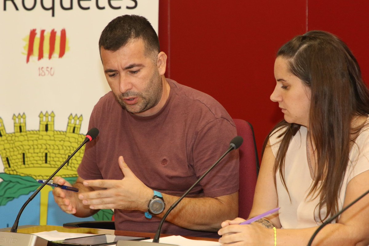 🏛️ Els dos regidors de Movem Roquetes a l’últim ple ordinari de l’Ajuntament

💪🏻 Seguim defensant els interessos dels roqueteros i les roqueteres

📝 I tu? Vols unir-te a nosaltres? Escriu-nos!

#MovemRoquetes 

📷: <a href="/RoquetesCom/">Roquetes Comunicació</a>