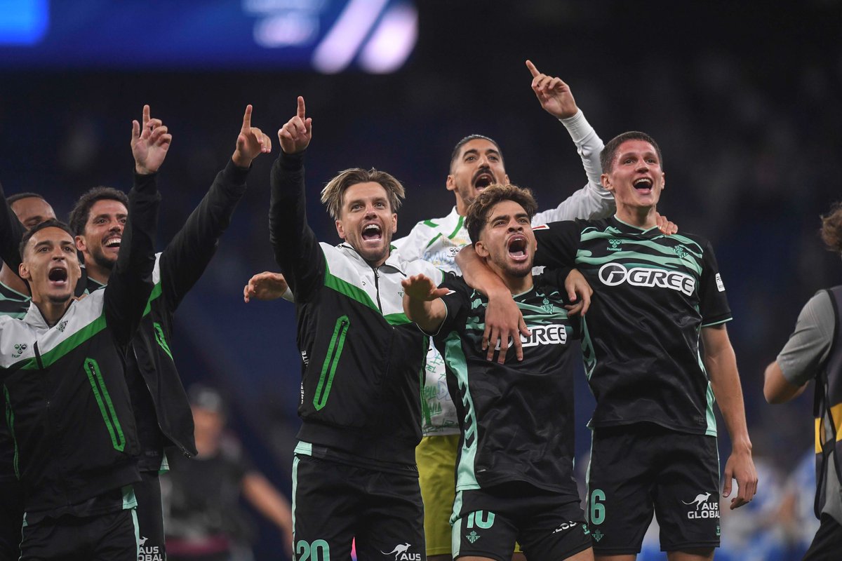 Real Betis Balompié 🌴💚 tweet media