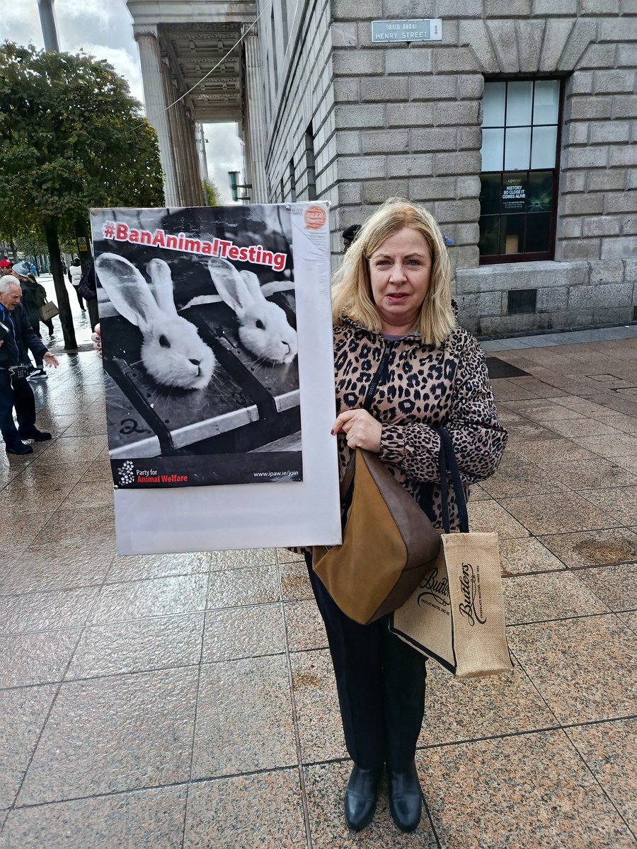 AnimalPartyIE's tweet image. Good support yesterdamorning on #WorldAnimalDay2025 from public who are hugely in favour of #BanningAnimalLabTesting in #Ireland.  🖼️#Spire #Dublin Henry St junction as we have to raise awareness about this issue amongst Northsiders. #BanAnimalTesting
#aras2025 #aras25 #PE25