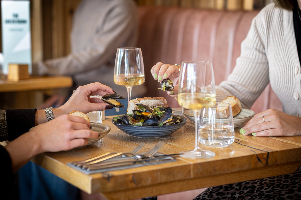 marlowetheatre's tweet image. 🍂 Launching our NEW Autumn/Winter Menu! 🍽️

Get cosy with comforting, locally sourced food and drinks from across the Garden of England.

#AutumnMenu #CanterburyEats #KentFoodie #SeasonalDining #CanterburyFoodSpots