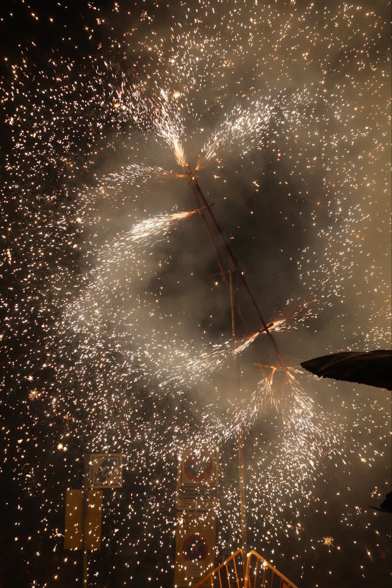 rubedabarniol's tweet image. Que per molts anys i moltes falles més @penyaboletaire 🎆🔥