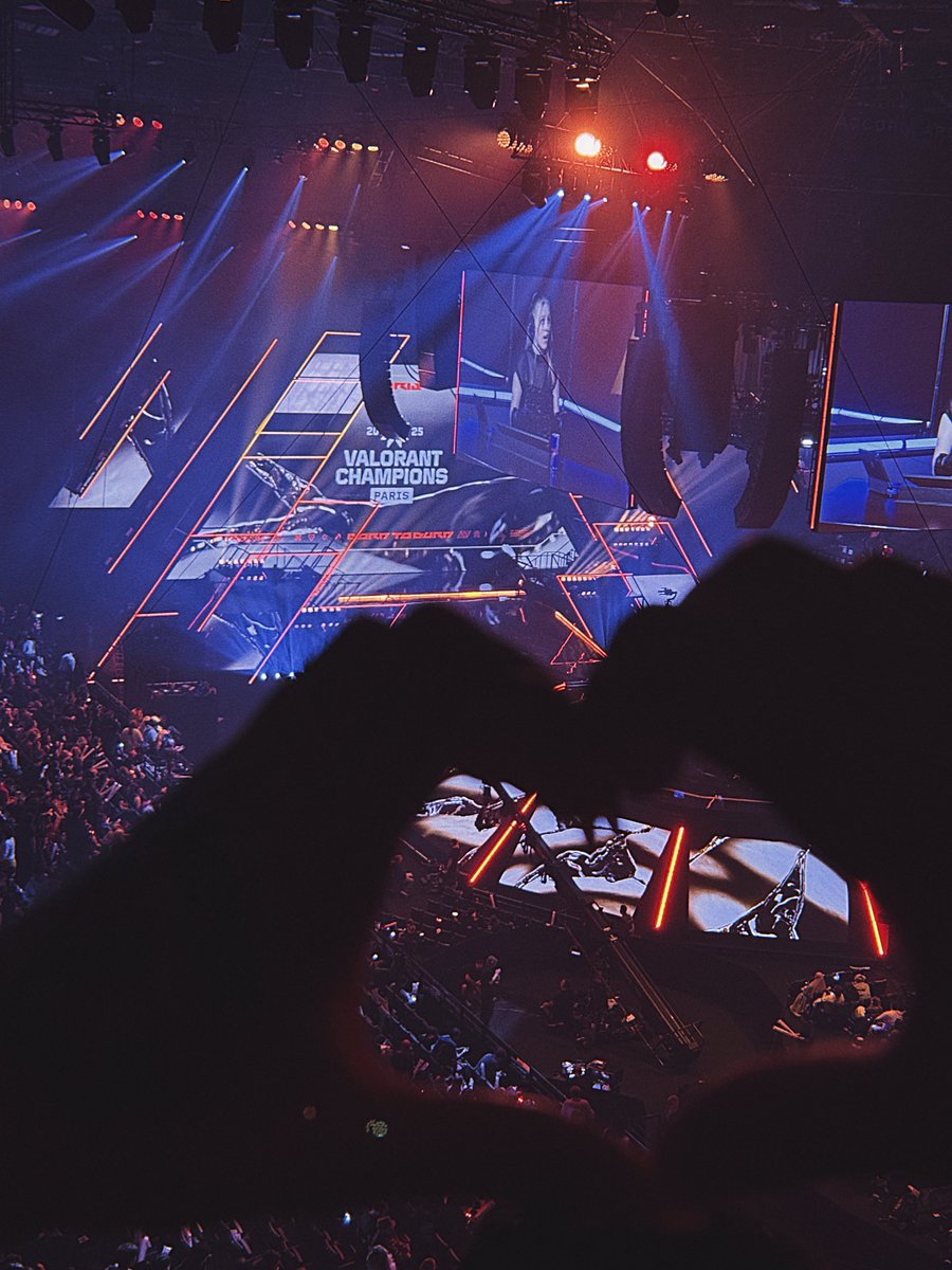 𝖓𝖆𝖇𝖎 ʚїɞ tweet media