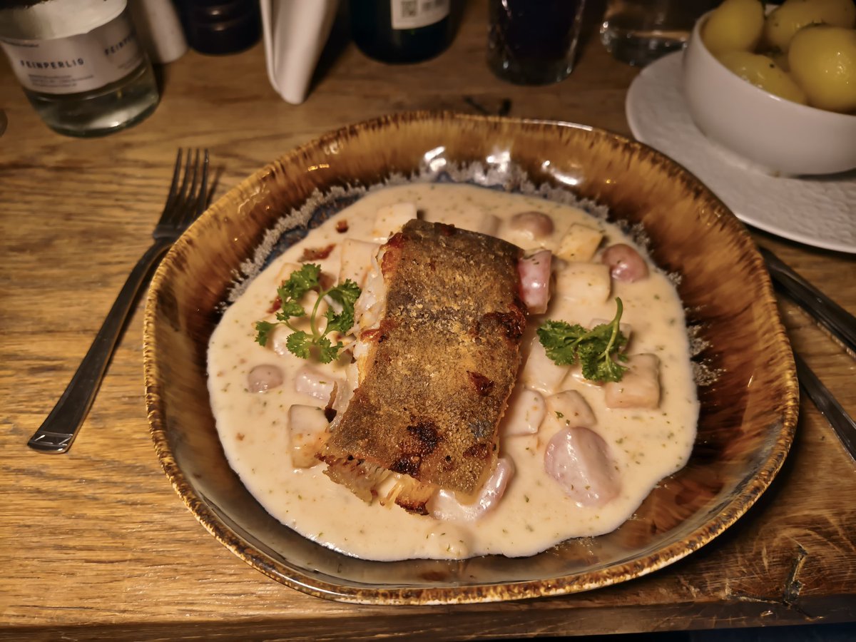 today i walked 15 kilometers andvI had halibut with roots in truffle sauce for dinner