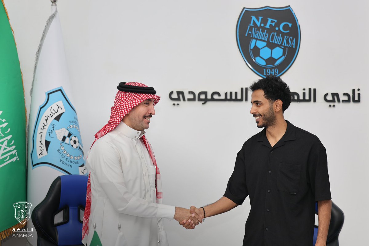 يستخلص الكرات بثبات ويمررها بدقة محورنا الجديد عبدالمجيد حدادي 🩵🤩👏🏻

#النهضة