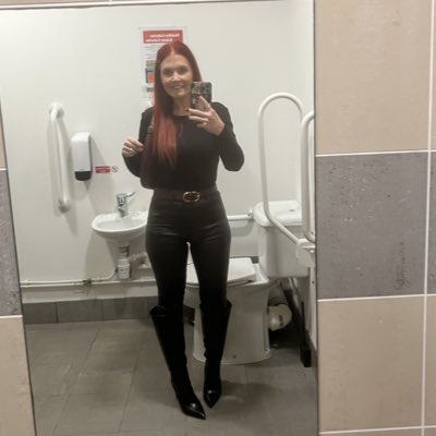 Melly234's tweet photo. #NewProfilePic https://t.co/m4CeeOqv5F