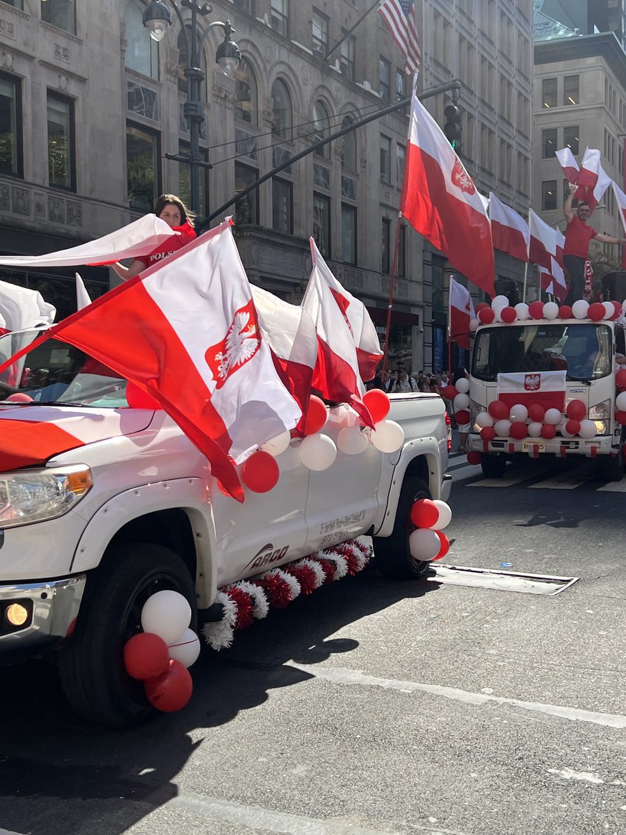 Anna_M_Anders's tweet image. New York 🇺🇸. The wonderful annual Pulaski Parade 🇵🇱❤️