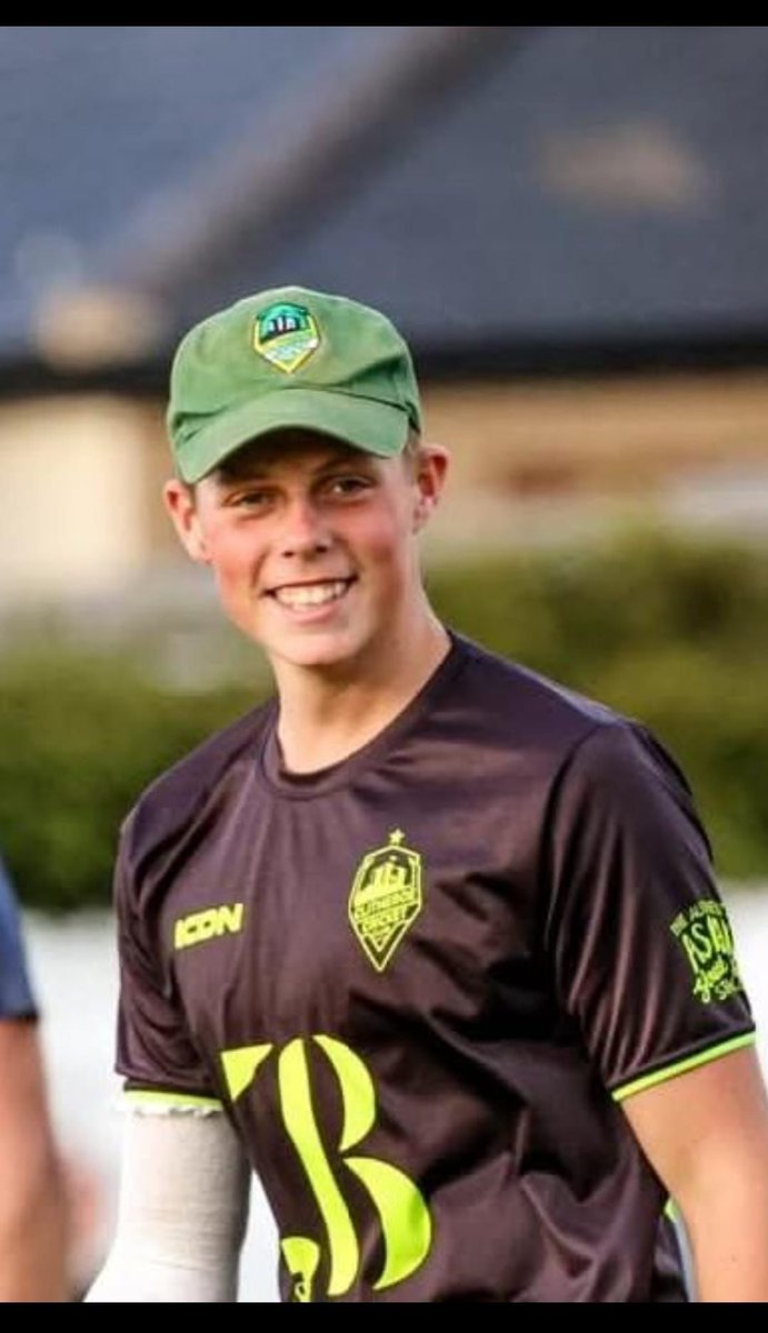 Congratulations to our very own Seb Ashe, who has been selected to represent Lancashire U16's 👏! 

Good luck Seb! 🌹