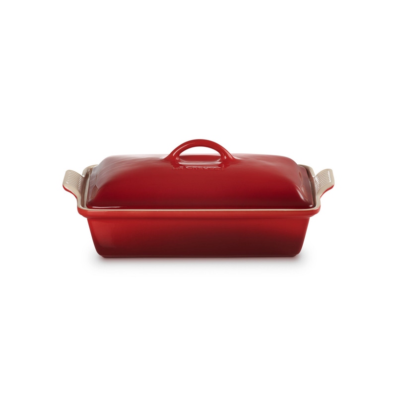 I just received 4 QT Heritage Rectangular Covered Casserole | Cerise from KM via Throne. Thank you! throne.com/lenaliberato #Wishlist #Throne