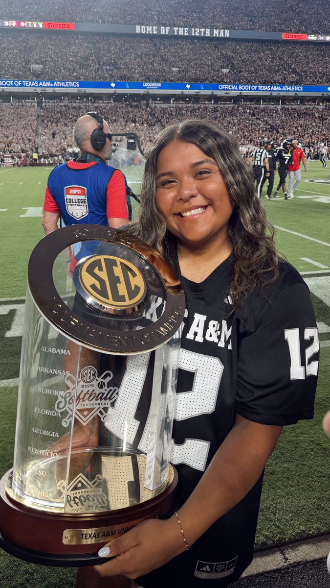 Mya Perez (@myaperez2023) on Twitter photo SEC champs! 🤍 SEC champs! 🤍