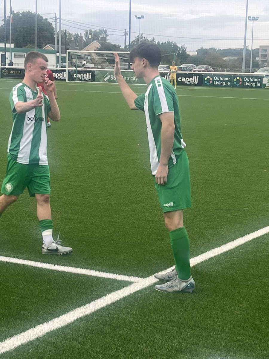 𝐓𝐡𝐢𝐧𝐠𝐬 𝐲𝐨𝐮 𝐥𝐨𝐯𝐞 𝐭𝐨 𝐬𝐞𝐞

All at the club were delighted to see Ryan Owens make his competitive return to U17 action this afternoon after seven and a half months out with injury.

#Seagulls 🟢⚪️